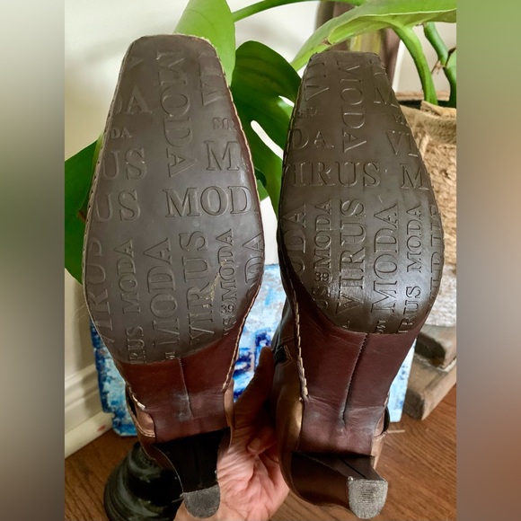 Square Toe Zip Ankle Boots Golden and Brown Leather w/ Straps Sz 39 - Picture 11 of 14